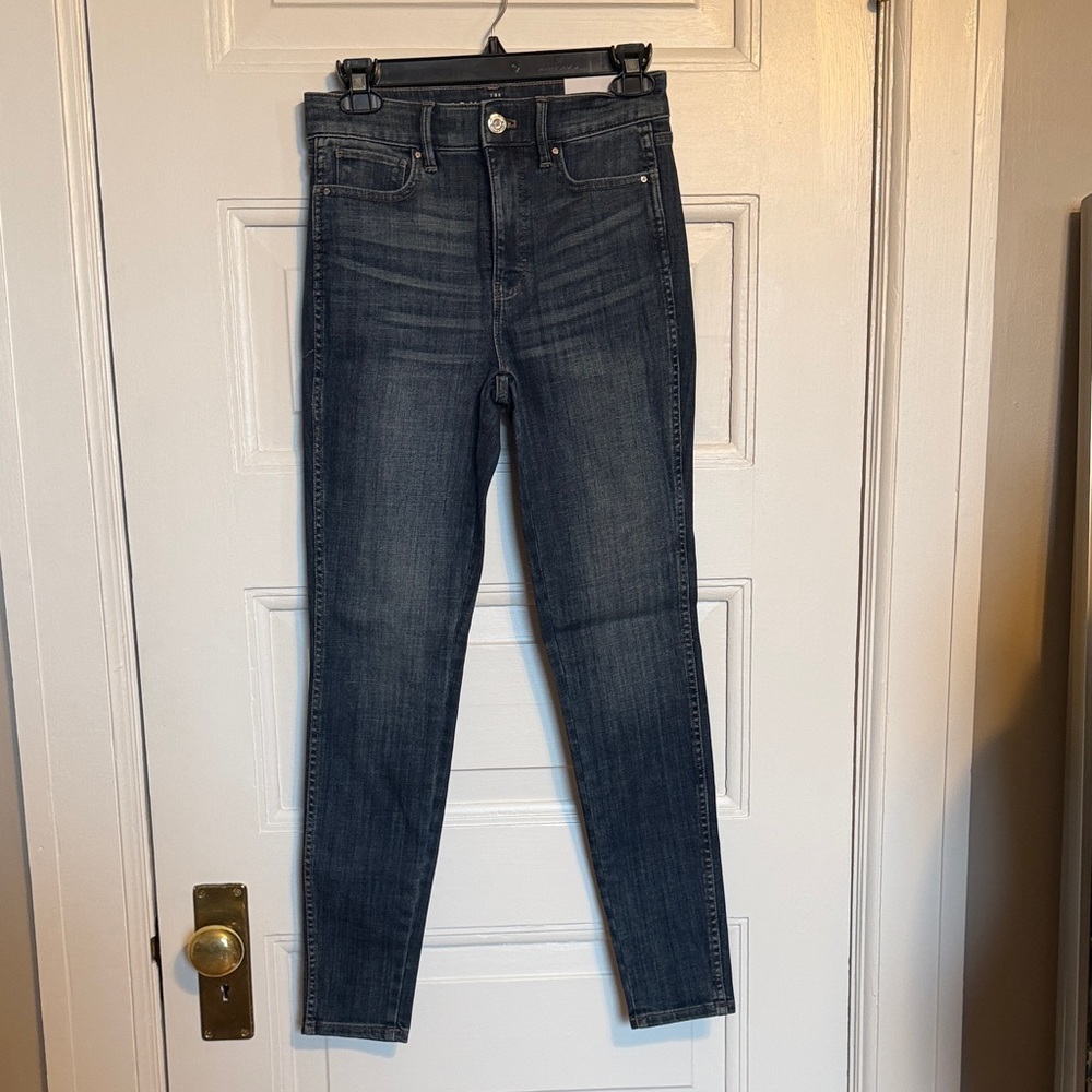 White House Black Market Dark Blue Everyday Soft Skinny Jeans Sz 0 NWT